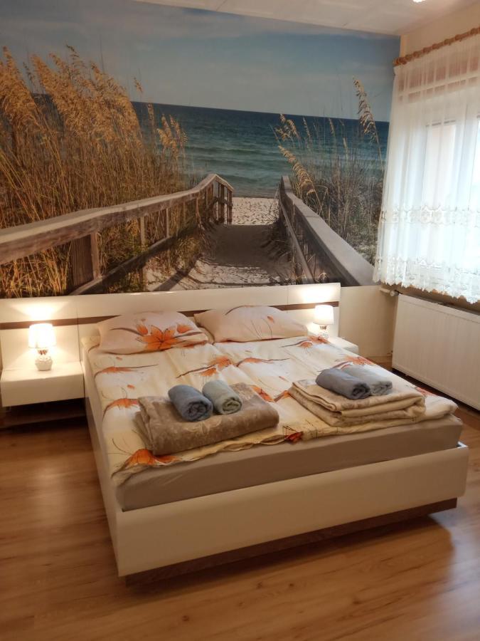 Apartament Curie - Studio Lägenhet Miedzyzdroje Exteriör bild